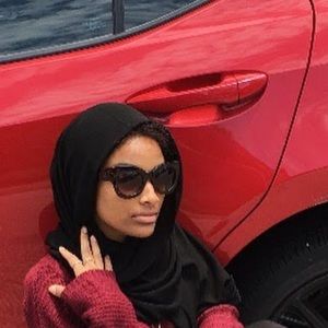 Meet your Posher, Amaana